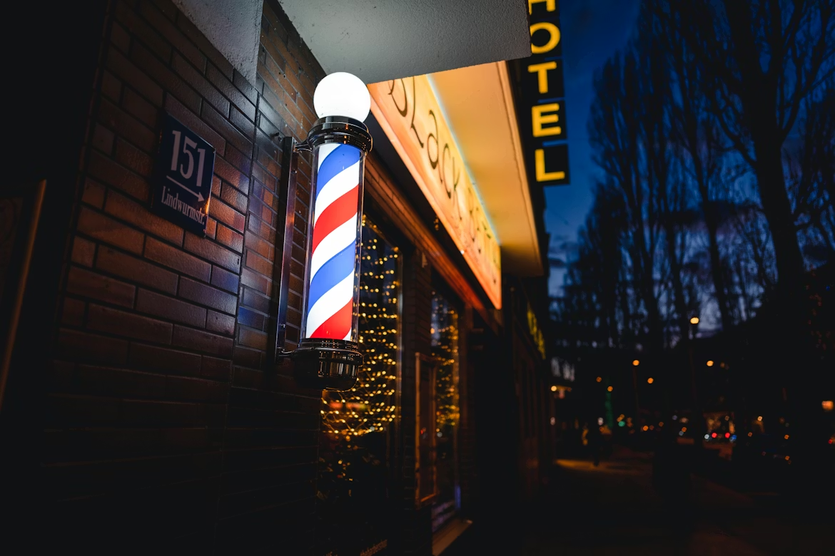 Barbearia Profissional Neon